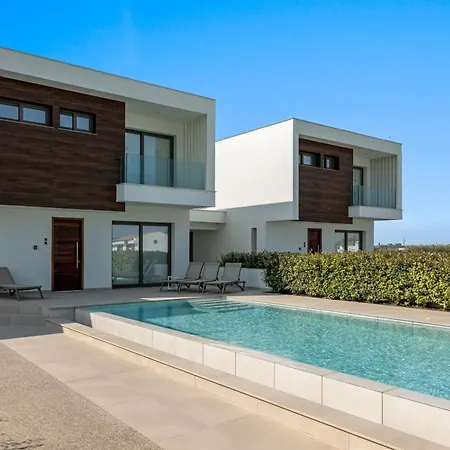 Serenity Waves 10 *