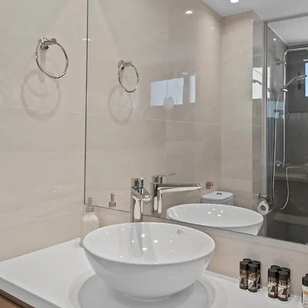 ヴィラ Serenity Waves 10 Softades