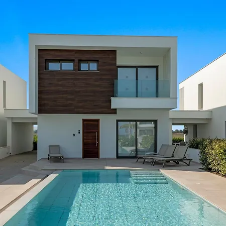 Serenity Waves 10 * Softades